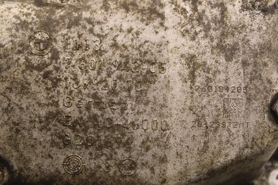 BMW 328i xDrive 2013-2016 SULEV 2,0 L AWD cárter de aceite del motor 11137601942 OEM Foto 4 de 4