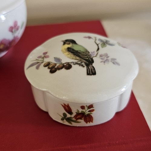 Limoges Frankreich Porzellan Schmuckschatulle 3er Set - handbemalt Vögel Blumen... - Bild 3 von 10