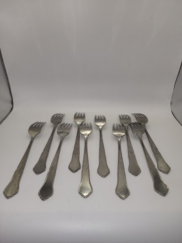 Oneida ASHMORE Stainless Steel Burnished Stems Floral Design 30 Pc Set Flatware - Picture 6 of 20