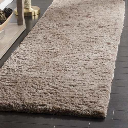 Sheep Shag Collection 2'3" x 6' Silver SSG120A Handmade 1-inch Thick Runner Rug