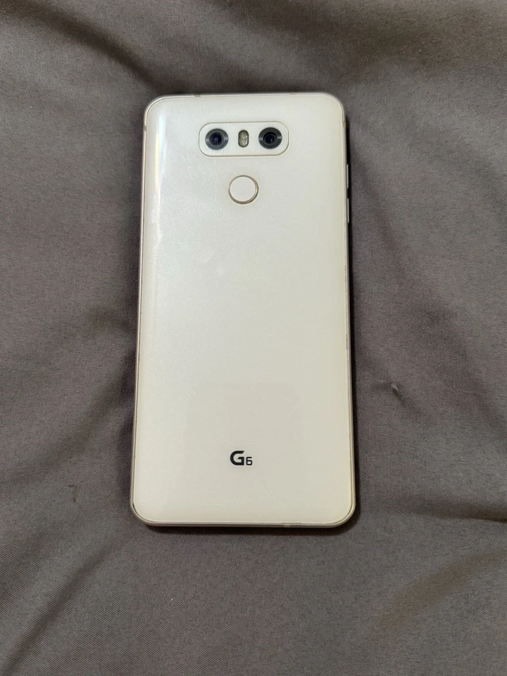 LG G6 Sprint Unlocked Android Phone White - Image 2 of 4