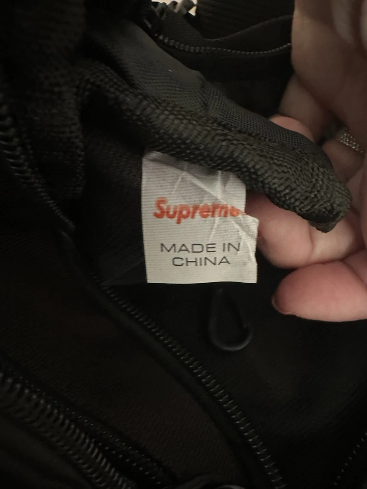 bandolera supreme auténtica Foto 3 de 4