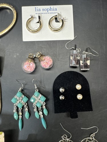 Vintage Beautiful Jewelry Earrings Lot Of 25, *39 - Picture 6 of 16