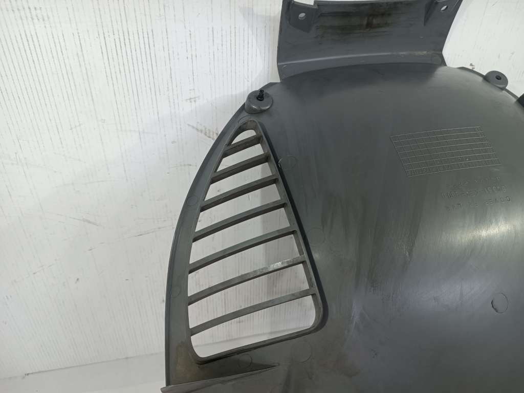 Foto 10 di 12