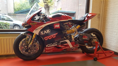 Ducati 1199R Panginale WSBK race Factory