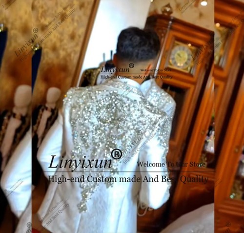 Brillantes Adorno de Cuentas Esmoquin Hombres Trajes Personalizados Boda Novio Blazer Masculino - Imagen 3 de 5