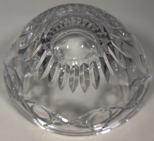 Tipperary Lead Crystal Bowl Trinity Knot Pattern Acid Etched Signature 7 X 3.75" - Picture 7 of 8