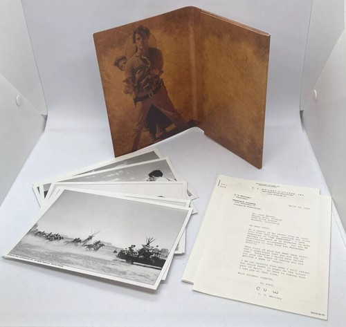 JOHN WAYNE THE SEARCHERS 50th ANNIVERSARY DVD BOX SET WITH 10 PHOTOS & BOOKLETS - Picture 12 of 13