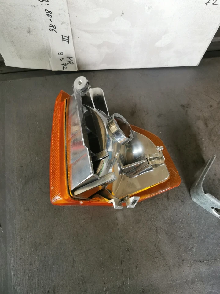 Ford Escort III Orion III Luce Indicatori Anteriore Destro Giallo FIFFT 10033100 - Immagine 2 di 4