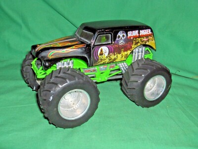 mattel grave digger monster truck