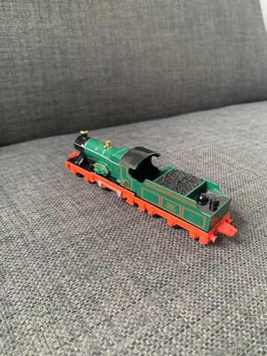 City of Truro - Thomas the Tank Engine & Friends ERTL Diecast Train 1993 Toy - Picture 3 of 12