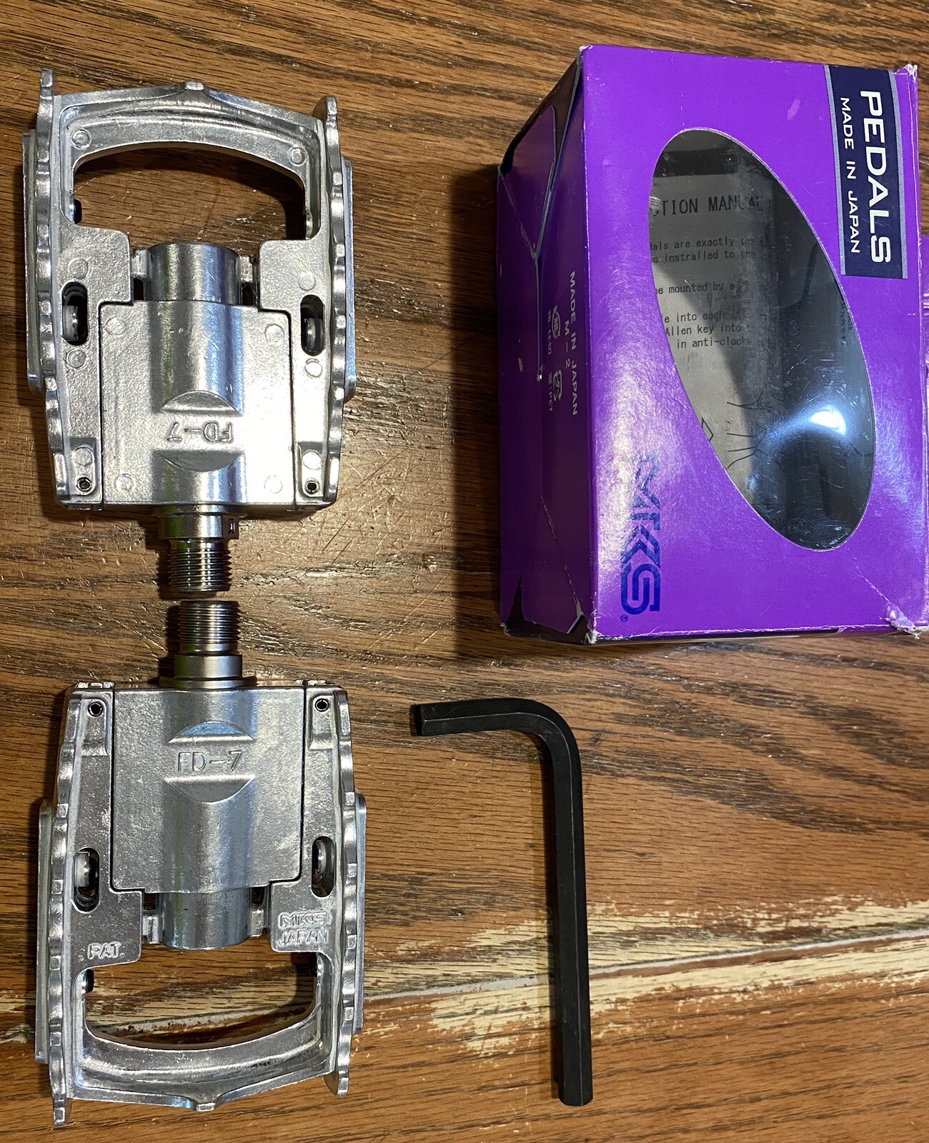 1 Pair 9//16 by MKS MKS FD-7 Folding Pedals