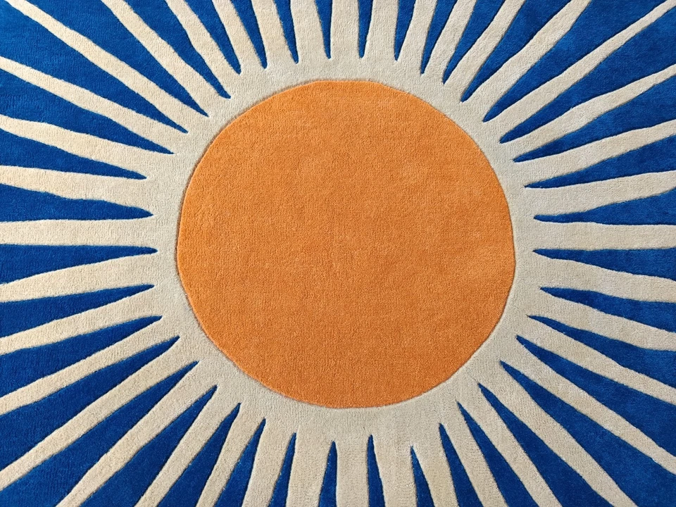 Vaserely - Moss Green Hand Tufted 100% Wool Soft Area Rug Carpet - Image 4 of 4