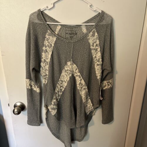 We The Free People Flying V Hacci Knit Lace Trim Detail Thermal Blouse Size S - 第 1/4 張圖片