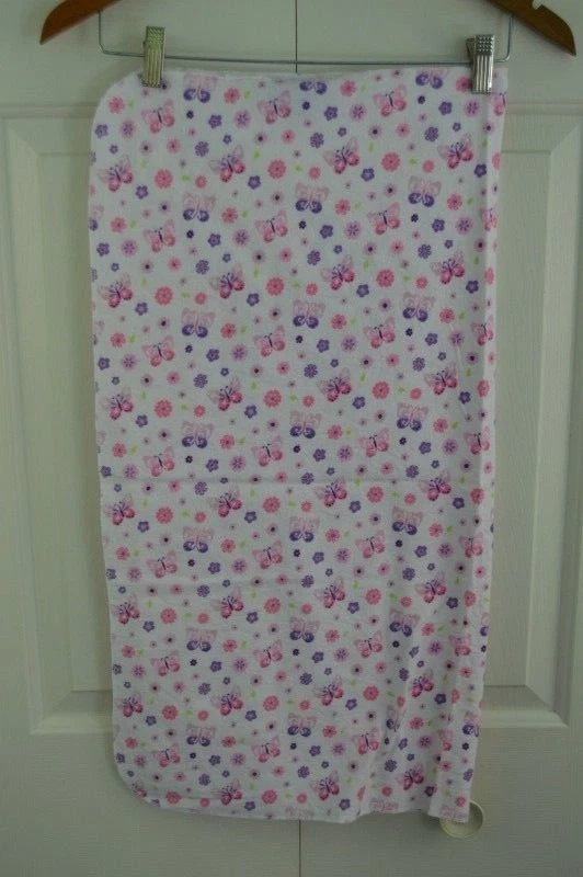 Tiddliwinks Mariposa Bebé Manta Franela Recepción Rosa Blanco Púrpura Floral Foto 3 de 4