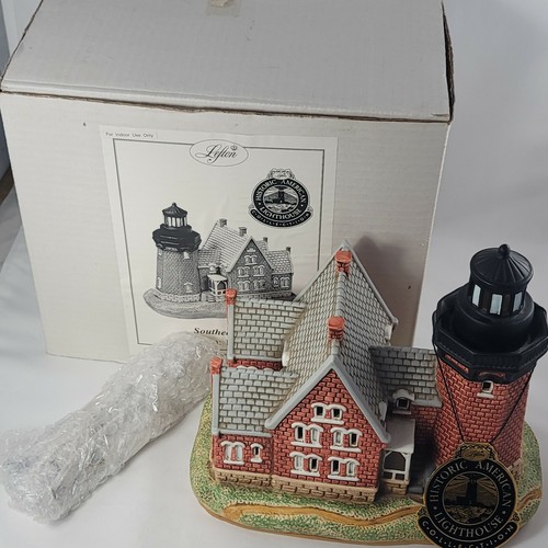 Lefton 1873 Block Island RI Lighthouse Lighted 8 1/2 inch Vintage c 1996 - Picture 11 of 12