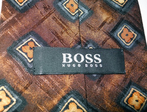 AUTH BOSS-HUGO BOSS Men's 100% Silk Tie/ELEGANT BROWN-YELLOW GEOMETRIC - ITALY ! - Picture 4 of 6