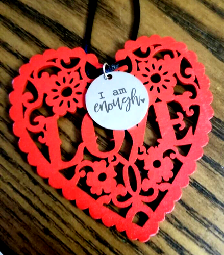 Soy Suficiente Madera Corazón Hija Regalo Dormitorio Decoración Pared Dicho Inspirador - Imagen 2 de 4