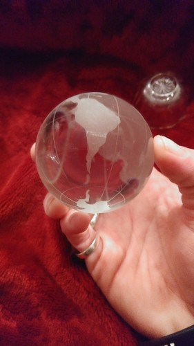 Beautiful Genuine Crystal World Globe Earth Sphere Etched Frosted Glass Ball - Picture 12 of 12
