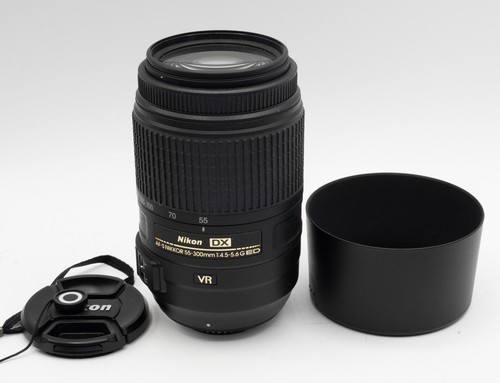 Nikon AF-S DX Nikkor 55-300 4.5-5.6 G ED Zoom Lens NM
