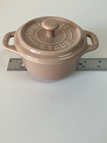 STAUB Mini La Cocotte Hellrosa Keramik Deckel Auflaufform Deckel 4" Box - Bild 7 von 7