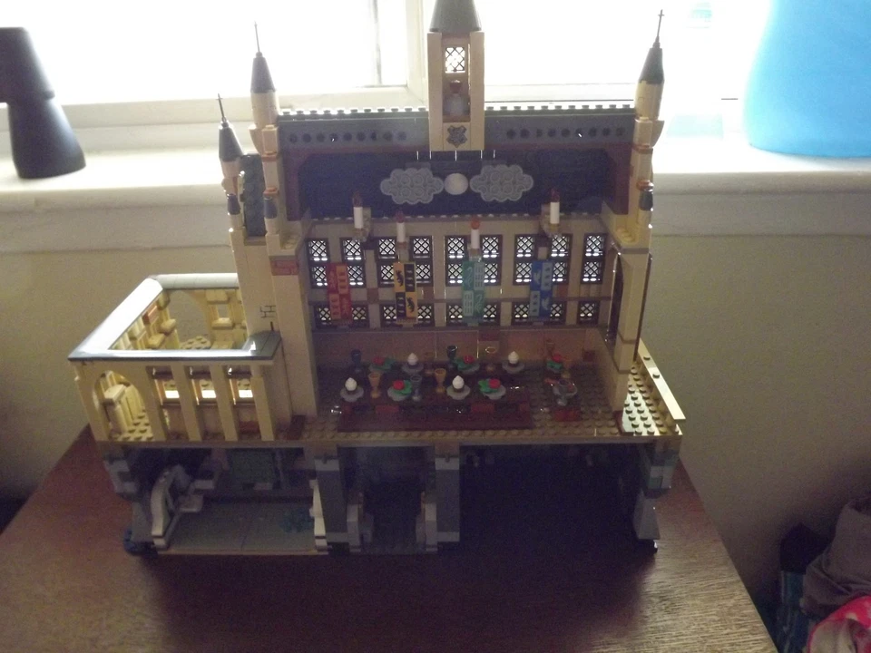 LEGO Harry Potter: Hogwarts Castle: The Great Hall (76435) No Minifigures - Image 3 of 4