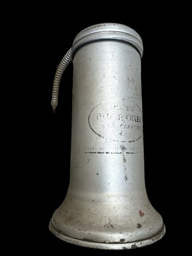 Vintage Eagle All Purpose Oil Can Pump Oiler Made in USA with Bendable Spout - Picture 2 of 7