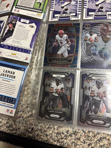 Lamar Jackson Card Lot (19) Ravens  - Picture 16 of 19