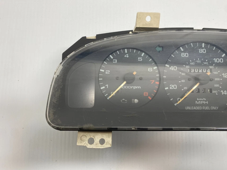Cuadro de instrumentos velocímetro Mazda 626 1993-1994 - OEM 257-59644 Foto 2 de 4