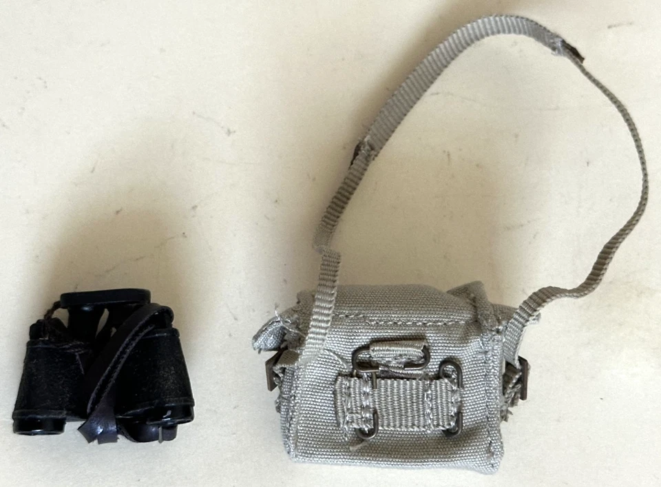 Binoculares británicos escala 1/6 dragón Segunda Guerra Mundial y bolsa de hombro cintura Foto 2 de 4