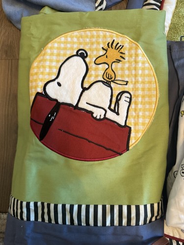 Vtg Lambs & Ivy Classic Snoopy 4 Piece Baby Crib Bedding Set Peace And Love - Picture 8 of 13