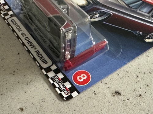 Hot Wheels Premium Boulevard 8 CUSTOM 62 CHEVY PICKUP Car Culture Real Riders - Picture 4 of 5