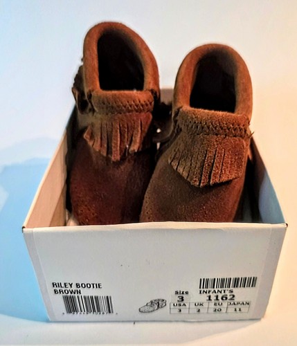 Minnetonka Infants Baby Booties Suede Riley Sz 3 Brown - Picture 3 of 5