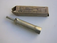 VW SPARK PLUG TOOL BOX VOLKSWAGEN VW COX BUG KÄFER OVAL SPLIT BREZEL ELDI NOS