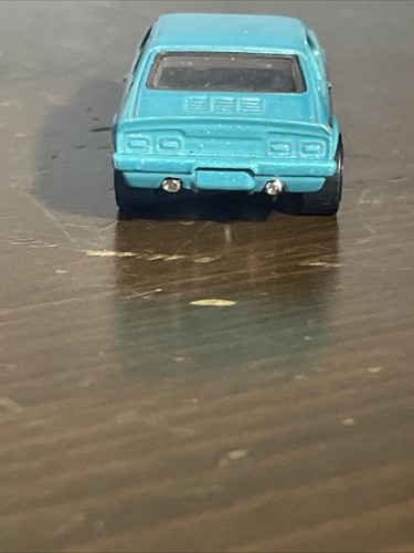  Hot Wheels 2010 Faster Than Ever Custom V-8 Vega blue VHTF - Picture 10 of 19