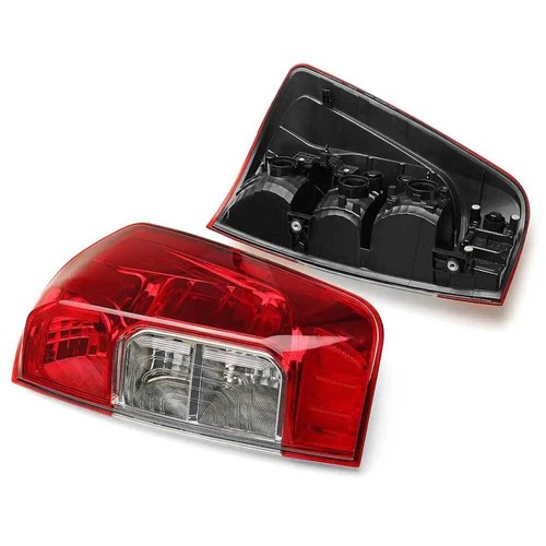 2pcs Outer Rear Tail Light Brake Lamps For Nissan Navara NP300 D23 2015-2020 New - Picture 9 of 10