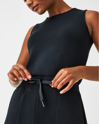 Sleeveless Jumpsuit,Light-as-air fabric,luxuriously soft and ultra drapey - Picture 6 of 16