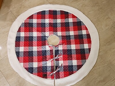 UGG Camper Plaid Tree Skirt Red/Grey Checkered Quilted Cotton & Sherpa Christmas