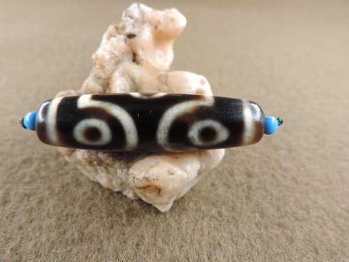 Tibetan Old Agate 6 Eyes Dzi Beads Amulet Pendant Bracelet Ancient Gzi Bead J8 - Picture 5 of 9
