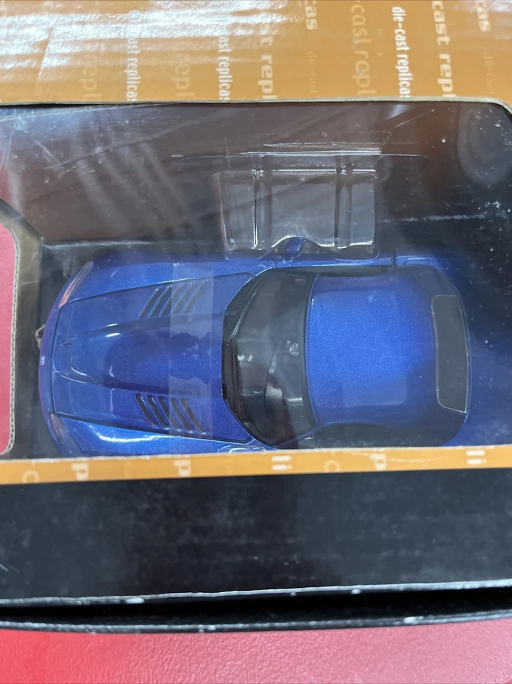 MotorMax 2004 Red Dodge Viper & 1/18 & Blue  1/24  #75152 Die-cast Sealed - Image 4 of 4