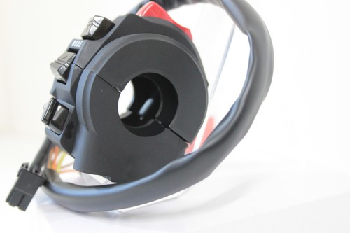 RIGHT HANDLEBAR SWITCH 37200-21H01 Fit SUZUKI 07-08 GSXR 600 750 / 07  GSXR 1000 - Picture 14 of 16