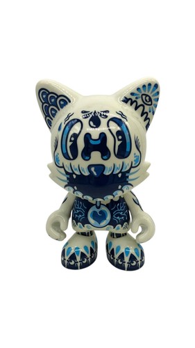 Superplastic Fragil Superjanky von Add Fuel Figur