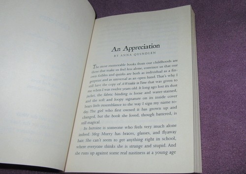 A Wrinkle in Time ~ Madeleine L'Engle. WINNER 1963 Newbery Award sc NEW in MELB - Bild 10 von 12