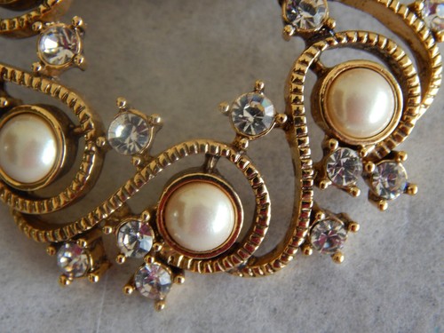 Vintage Brooch by Monet: Faux Pearls, Rhinestones - Picture 2 of 6