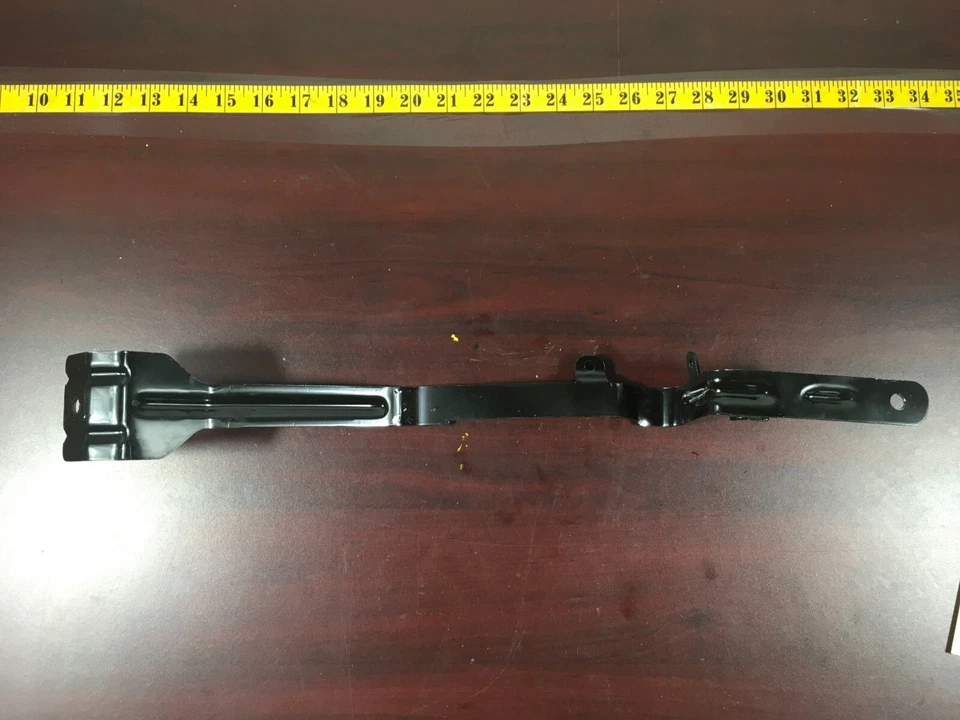 BMW 328I 2012-2016 bandeja de batería soporte de barra antivuelco 7601939 OEM. Foto 4 de 4