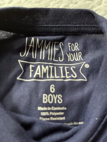This Family ❤️ Christmas Pajamas Size boys 6 Jammies For Your Families orig $32 - Picture 4 of 7