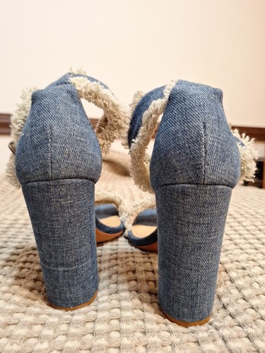 Schutz Janessa FRAYED DENIM Heels - 第 7/7 張圖片