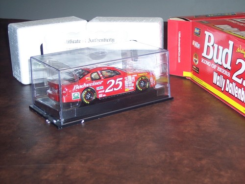 REVELL - WALLY DALLENBACH - #25 - BUD - KING OF BEERS -1/24 SCALE - (HTF) - NEW - Picture 6 of 10