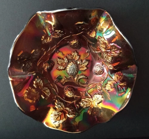 Millersburg Carnival Glass 6 inch Radium Amethyst Blackberry Wreath Ruffled Bowl