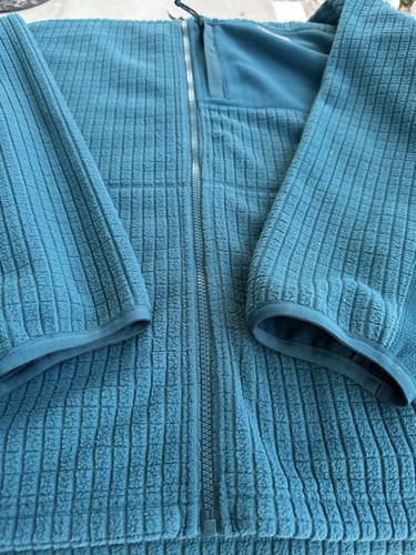 LL BEAN MEN’S XL FULL ZIP RIBBED JACKET TURQUOISE 100 % RECYCLED POLYESTER - Picture 8 of 10